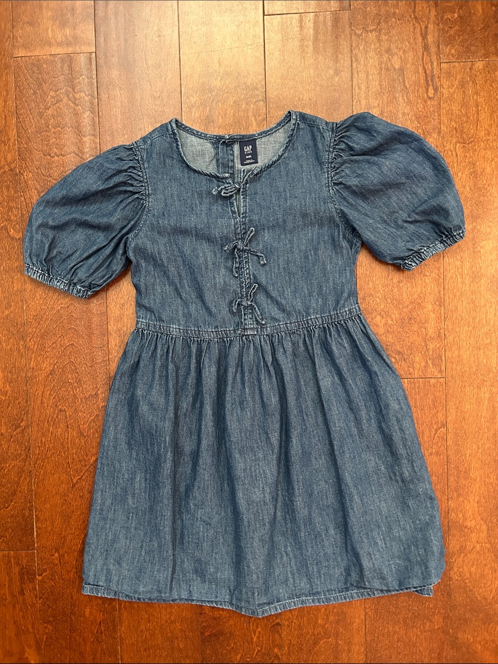 GAP Girls Denim Puff-Sleeve Dress in Blue, Size Medium (8)